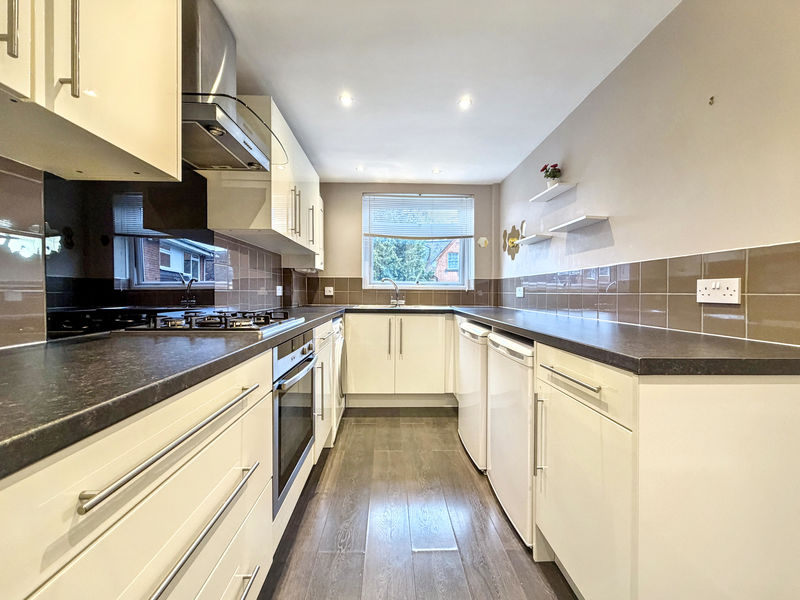 Kitchen- click for photo gallery